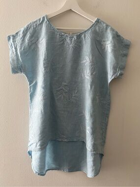 Terzo Millennio Linen Top M Blue Embroidered Leaf High Low Short Sleeve
